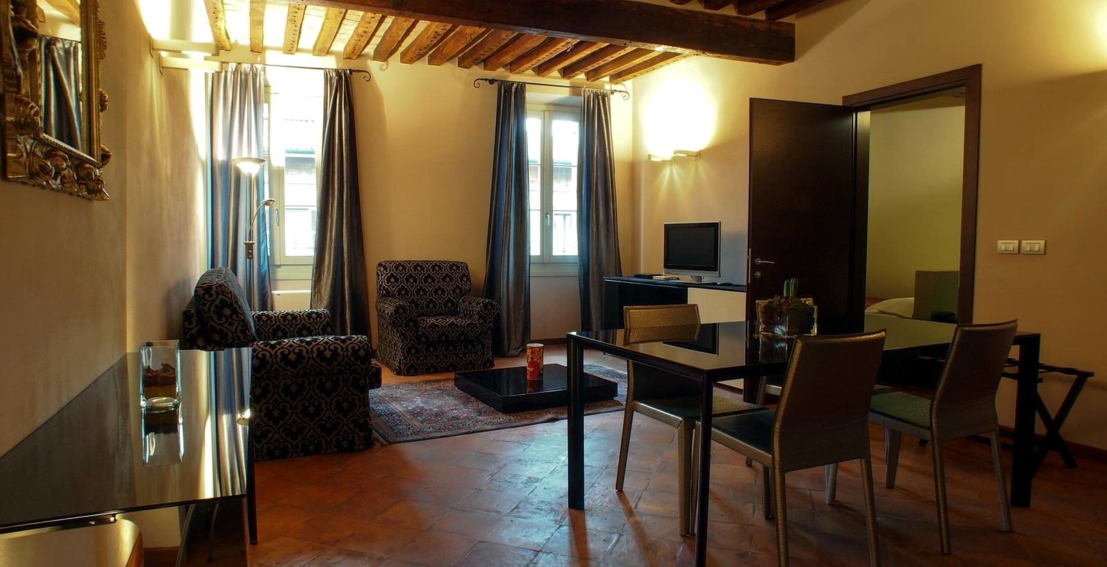 Suite 55 Parizzi
